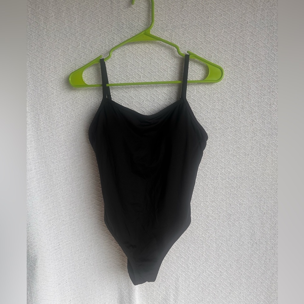 Shade & Shore woman black bathing suit medium with criss cross back one piece